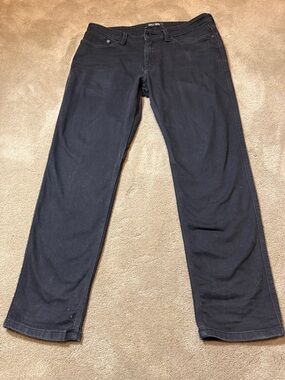 DU/ERS Men's Straight Jeans in Washed Black